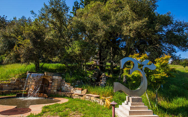Om Fountain